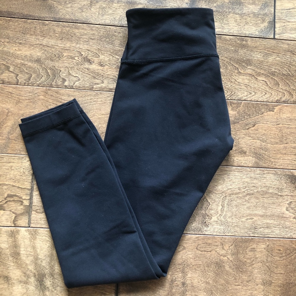 Lululemon size 6 leggings
